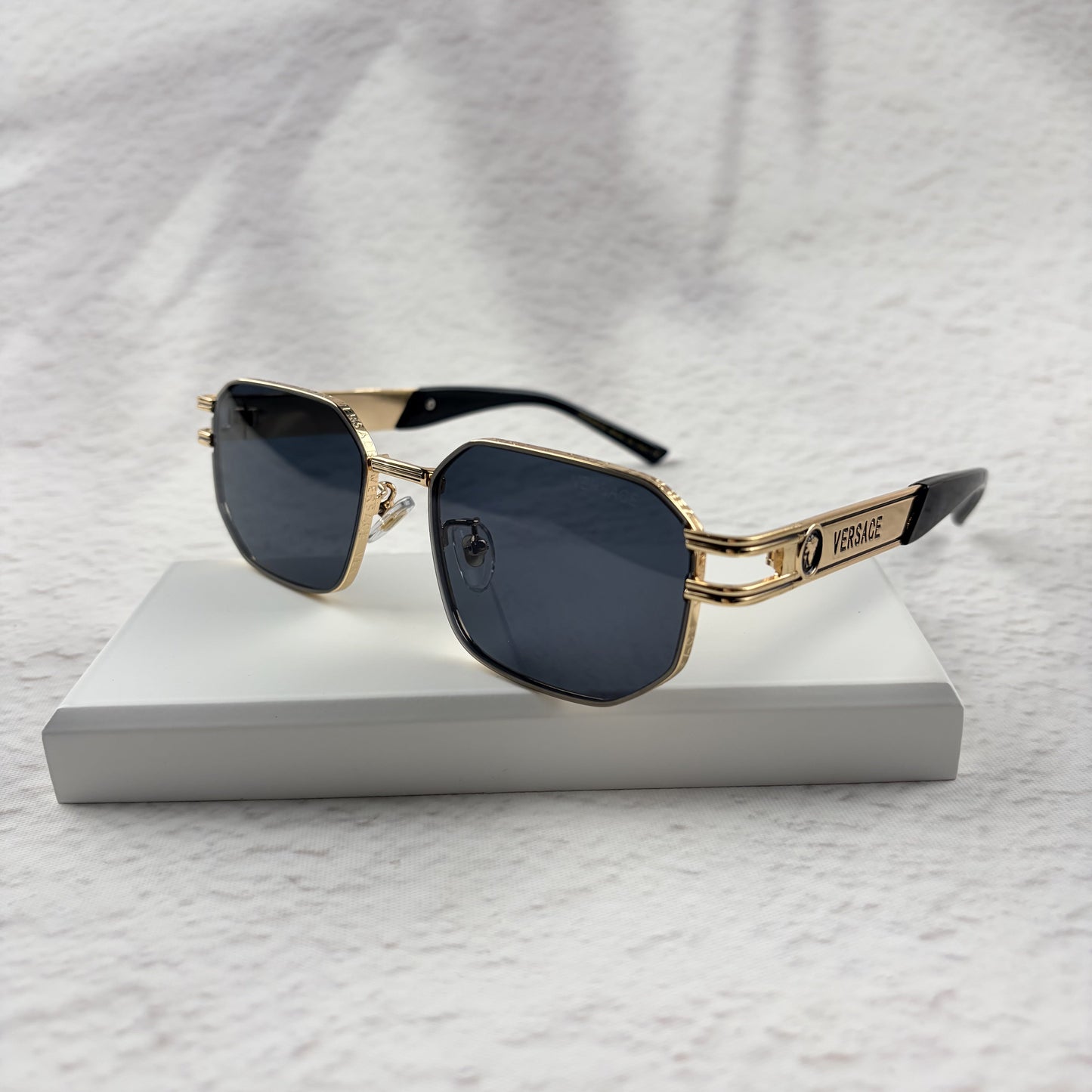 Gold Tone Geometric Sunglasses, UV Protection Men's Eyewear