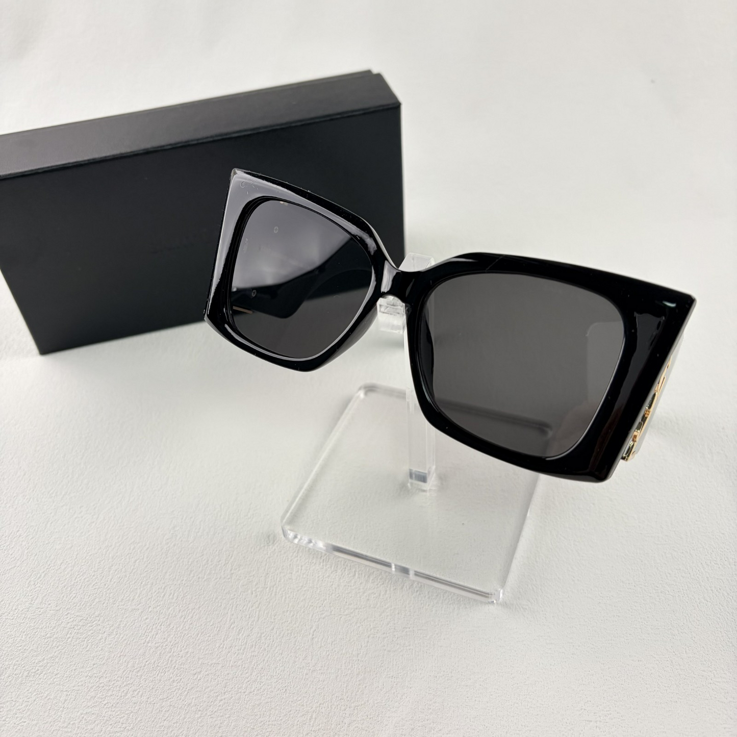 Oversized Square Statement Sunglasses - Black Bold Frame UV Protection